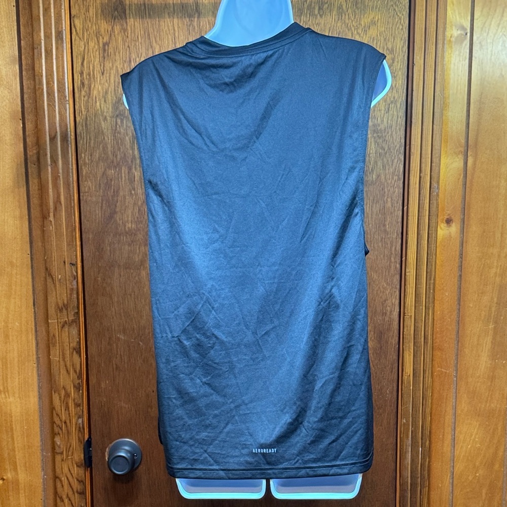 Adidas Women's Black Muscle Tee Size Medium - Picture 5 of 8